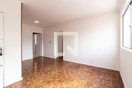 Sala de apartamento para alugar com 3 quartos, 70m² em Água Verde, Curitiba