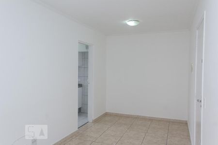 Sala de apartamento para alugar com 2 quartos, 55m² em Jardim Leonor, Cotia