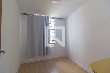 Quarto 1 de apartamento para alugar com 2 quartos, 62m² em Jardim Botânico, Curitiba