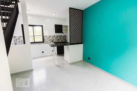 Sala de casa para alugar com 1 quarto, 40m² em Vila Guaca, São Paulo