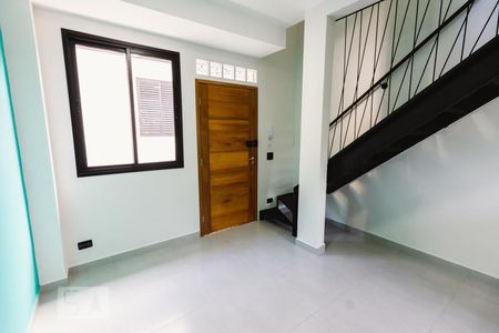 Sala de casa para alugar com 1 quarto, 40m² em Vila Guaca, São Paulo