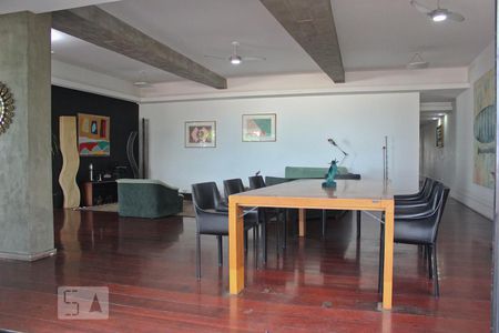 Sala de apartamento à venda com 4 quartos, 325m² em Barra da Tijuca, Rio de Janeiro
