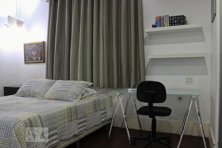 Suite 1 de apartamento à venda com 4 quartos, 325m² em Barra da Tijuca, Rio de Janeiro