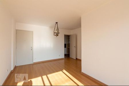 Sala de apartamento para alugar com 2 quartos, 74m² em Vila Sofia, São Paulo