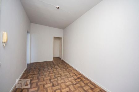 Sala  de apartamento para alugar com 1 quarto, 50m² em Petrópolis, Porto Alegre