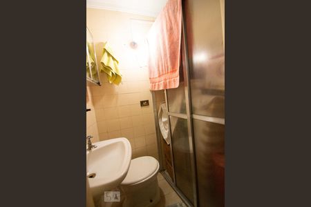 Apartamento à venda com 317m², 4 quartos e 3 vagas Apartamento à venda com 317m², 4 quartos e 3 vagasBanheiro de Serviço