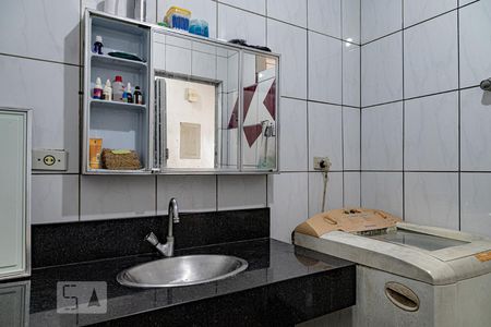 Banheiro de kitnet/studio à venda com 1 quarto, 40m² em República, São Paulo