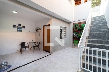 Casa à venda com 220m², 3 quartos e 2 vagas Casa à venda com 220m², 3 quartos e 2 vagasEspaço Pet