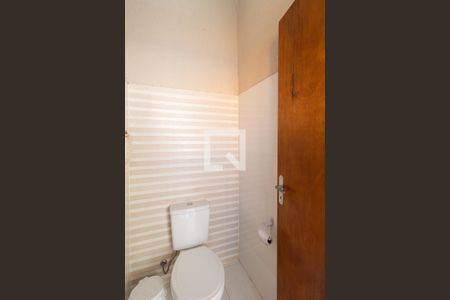 Casa à venda com 220m², 3 quartos e 2 vagas Casa à venda com 220m², 3 quartos e 2 vagasBanheiro da Churrasqueira