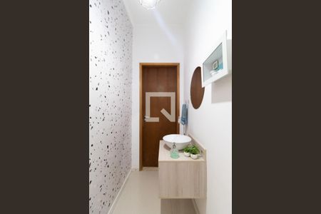 Casa à venda com 220m², 3 quartos e 2 vagas Casa à venda com 220m², 3 quartos e 2 vagasLavabo