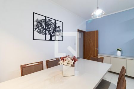 Casa à venda com 220m², 3 quartos e 2 vagas Casa à venda com 220m², 3 quartos e 2 vagasCozinha