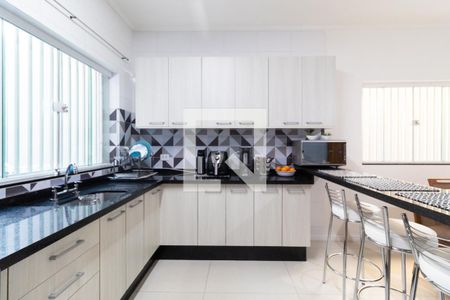 Casa à venda com 220m², 3 quartos e 2 vagas Casa à venda com 220m², 3 quartos e 2 vagasCozinha