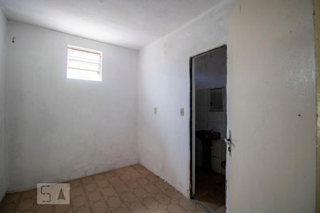 Quarto de casa para alugar com 2 quartos, 360m² em Cachoeirinha, Belo Horizonte