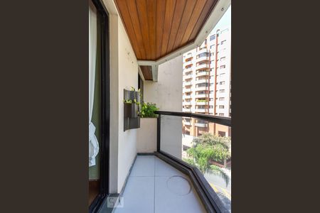 Varanda da sala de apartamento para alugar com 2 quartos, 120m² em Vila Andrade, São Paulo