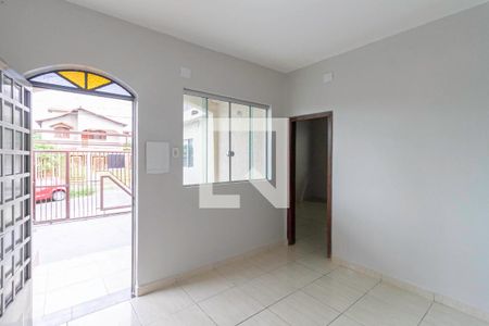 Sala  de casa para alugar com 3 quartos, 120m² em Serrano, Belo Horizonte