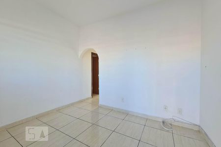 Sala de casa para alugar com 3 quartos, 120m² em Serrano, Belo Horizonte