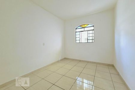 Quarto 2 de casa para alugar com 3 quartos, 120m² em Serrano, Belo Horizonte