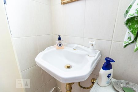 Lavabo de casa à venda com 3 quartos, 124m² em Jardim Hipico, São Paulo