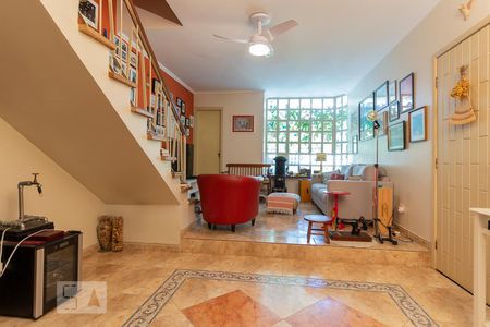 Sala de casa à venda com 3 quartos, 124m² em Jardim Hipico, São Paulo