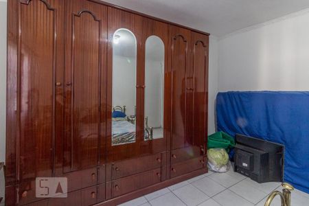 Quarto 2 de casa à venda com 3 quartos, 200m² em Vila Antonieta, São Paulo
