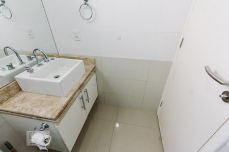 Banheiro da Suíte 1 de apartamento à venda com 3 quartos, 106m² em Santana, São Paulo