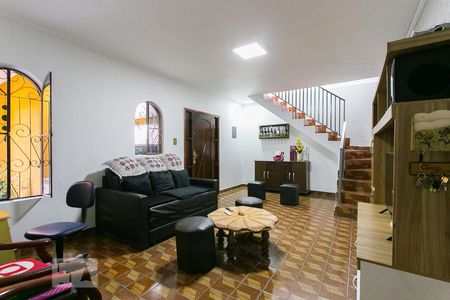 Casa à venda com 302m², 3 quartos e 2 vagasSala