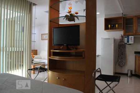 Quarto de apartamento à venda com 1 quarto, 60m² em Barra da Tijuca, Rio de Janeiro