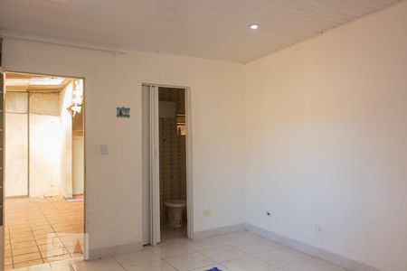 Suíte de casa para alugar com 4 quartos, 145m² em Jardim Santa Terezinha, Taboão da Serra