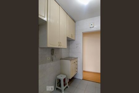Apartamento à venda com 69m², 3 quartos e 2 vagas Apartamento à venda com 69m², 3 quartos e 2 vagasCozinha