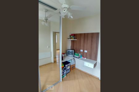 Apartamento à venda com 69m², 3 quartos e 2 vagas Apartamento à venda com 69m², 3 quartos e 2 vagasQuarto 3