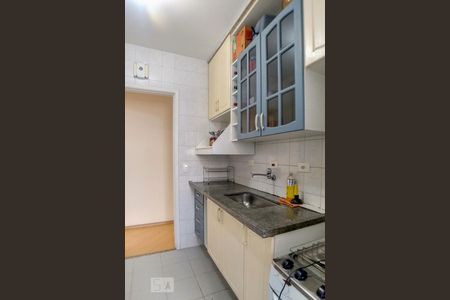 Apartamento à venda com 69m², 3 quartos e 2 vagas Apartamento à venda com 69m², 3 quartos e 2 vagasCozinha