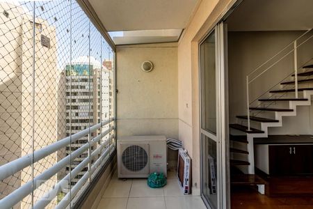 Varanda de apartamento para alugar com 2 quartos, 70m² em Indianópolis, São Paulo