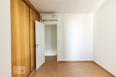 Suite 1 de apartamento para alugar com 2 quartos, 70m² em Indianópolis, São Paulo