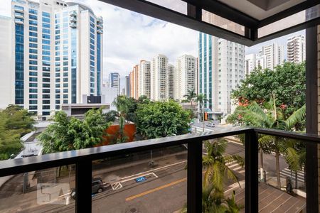 Varanda de apartamento para alugar com 1 quarto, 38m² em Indianópolis, São Paulo