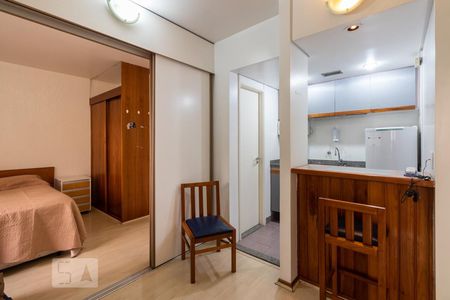 Sala de apartamento para alugar com 1 quarto, 38m² em Indianópolis, São Paulo