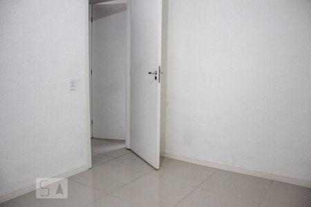 Quarto 2 de apartamento à venda com 2 quartos, 42m² em São José, Canoas