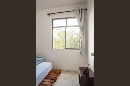 Quarto 1 de apartamento para alugar com 2 quartos, 56m² em Horto Florestal, Belo Horizonte