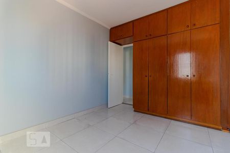 Quarto 01 de apartamento à venda com 2 quartos, 55m² em Taquaral , Campinas