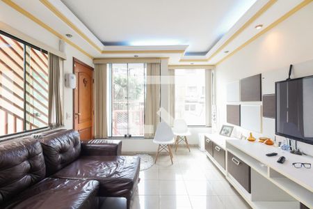 Sala de casa à venda com 3 quartos, 203m² em Jardim Textil, São Paulo