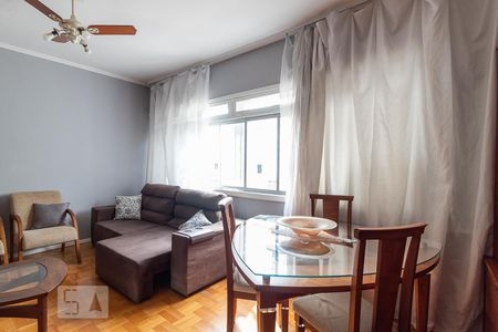 Sala de apartamento para alugar com 2 quartos, 72m² em Rio Branco, Porto Alegre