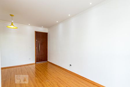 Sala  de apartamento para alugar com 2 quartos, 56m² em Itaquera, São Paulo