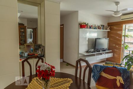 Sala 1 de apartamento para alugar com 4 quartos, 194m² em Jacarepaguá, Rio de Janeiro