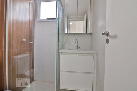 Banheiro de apartamento para alugar com 1 quarto, 25m² em Bela Vista, São Paulo