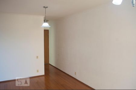 Sala de apartamento para alugar com 2 quartos, 115m² em Vila Morse, São Paulo