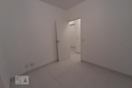 Quarto 1 de apartamento para alugar com 2 quartos, 52m² em Samambaia Sul (samambaia), Brasília