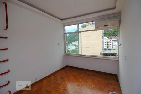 Sala de apartamento para alugar com 1 quarto, 104m² em Botafogo, Rio de Janeiro