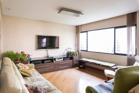 Sala de apartamento à venda com 3 quartos, 240m² em Morro dos Ingleses, São Paulo