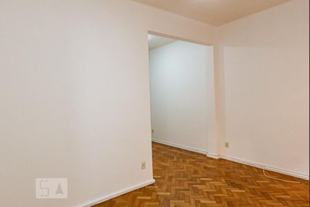 Sala de kitnet/studio à venda com 1 quarto, 52m² em Copacabana, Rio de Janeiro