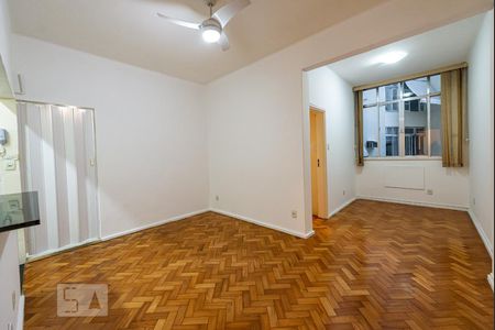 Sala de kitnet/studio à venda com 1 quarto, 52m² em Copacabana, Rio de Janeiro