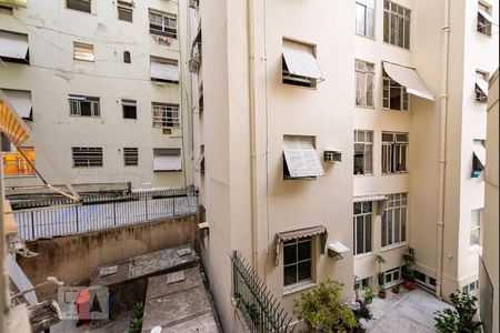 Vista da Sala de kitnet/studio à venda com 1 quarto, 52m² em Copacabana, Rio de Janeiro